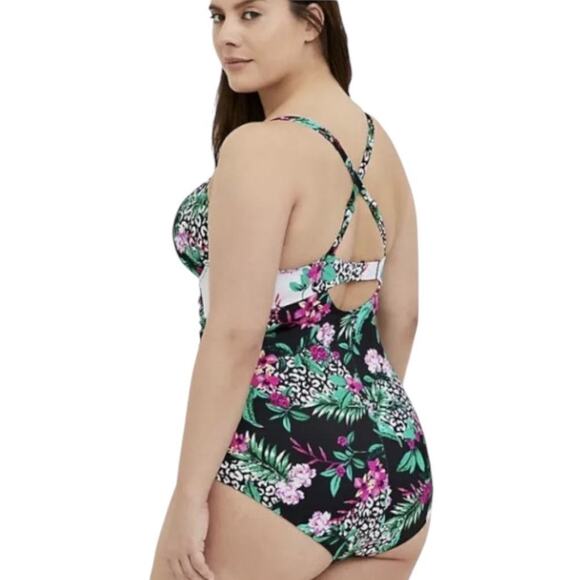 Torrid Black & White Leopard Underwire One-Piece Swimsuit SIZE 3 DD/F Size 3X - Picture 2 of 11
